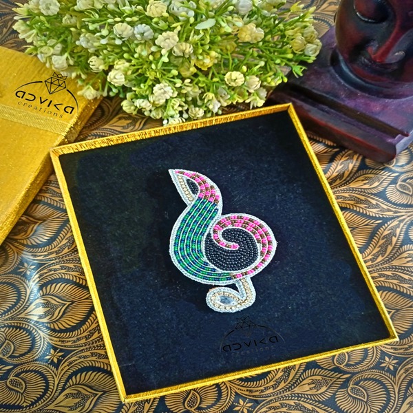 Designing a beaded brooch specifically for musicians