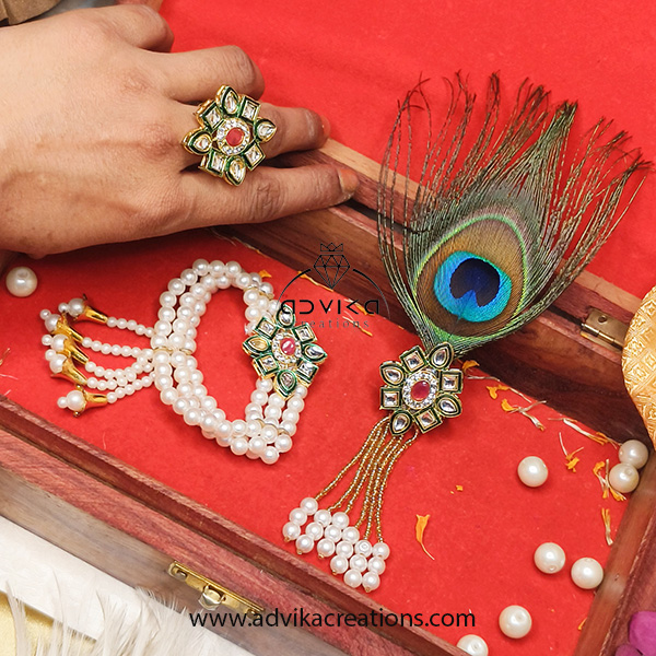Set of Exquisite Pearl & Kundan Ring, Braclate and brooch