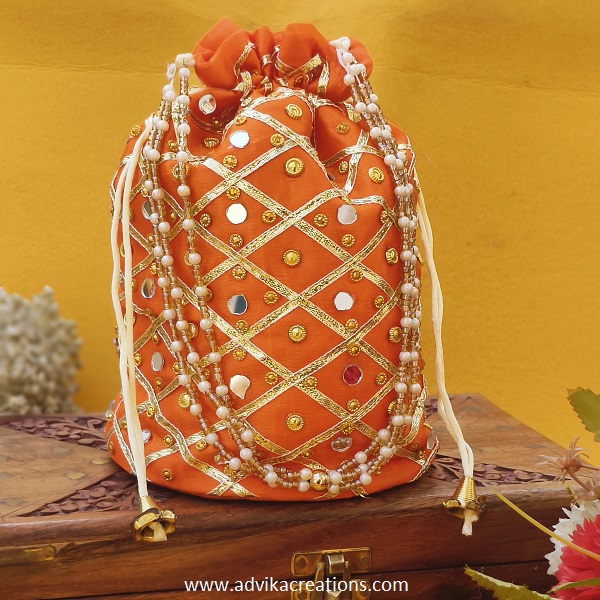 Gleaming Thread potli