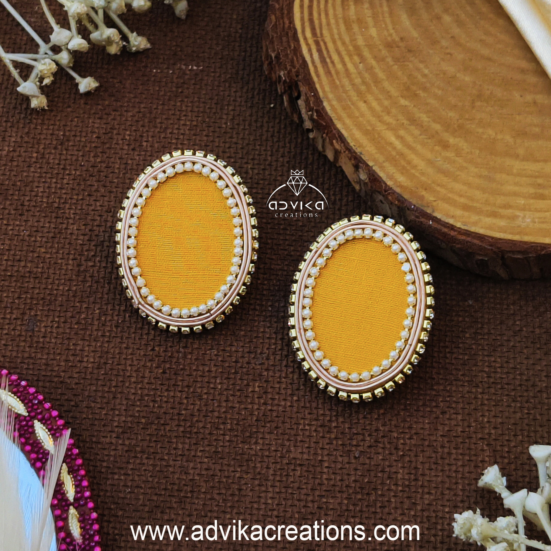 Oval Shape Fabric Earrings 02