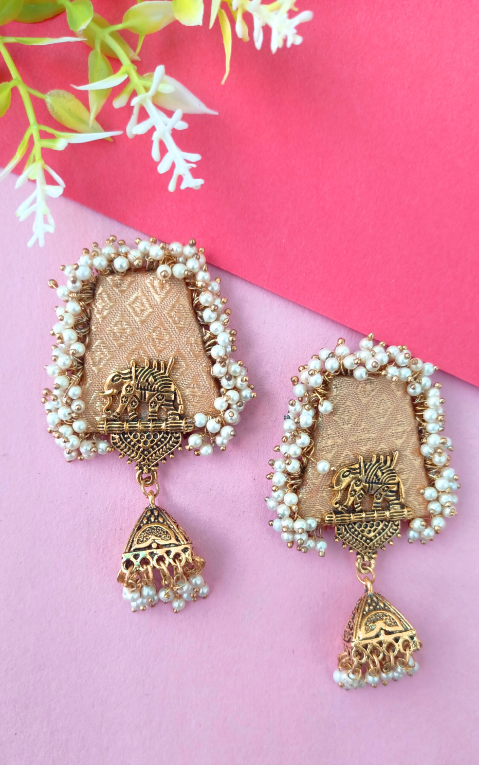 Rajrani Golden fabric Earring