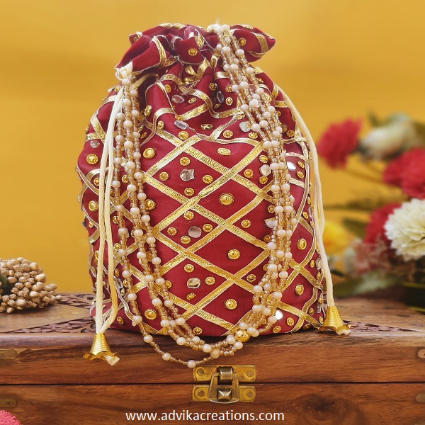 Vintage Hues Embroideries potli