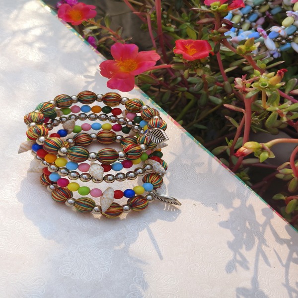 multicolored beads bracelet