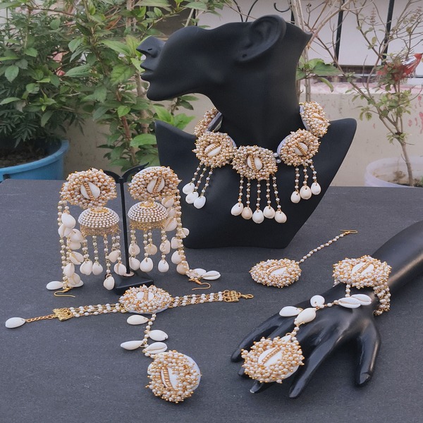 Handmade Kawrie shell Haldi Mehndi Jewellery Set