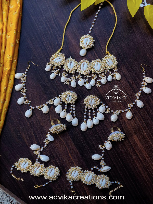 Cowrie Shell pre wedding Jewelry Set