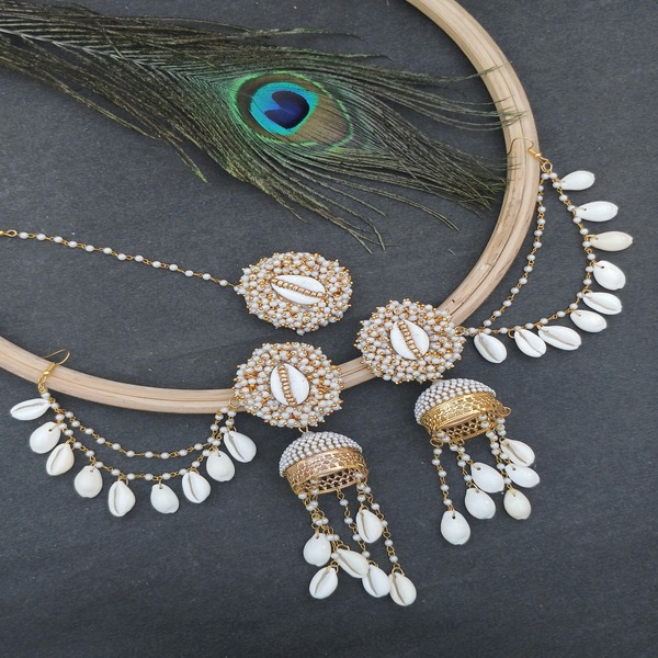 Golden beads cowrie jhumka earring with mathapatti 