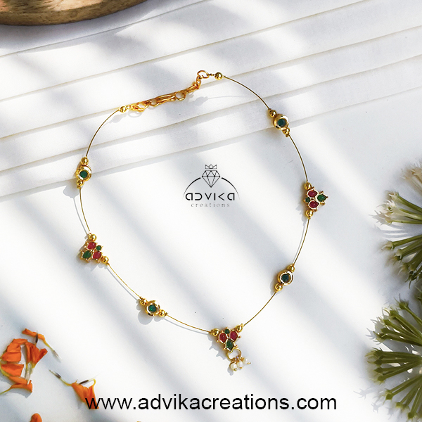 Stylish Red & Green Invisible Necklace