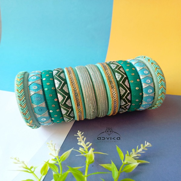 "Emerald Grace Cotton Thread Bangle Set