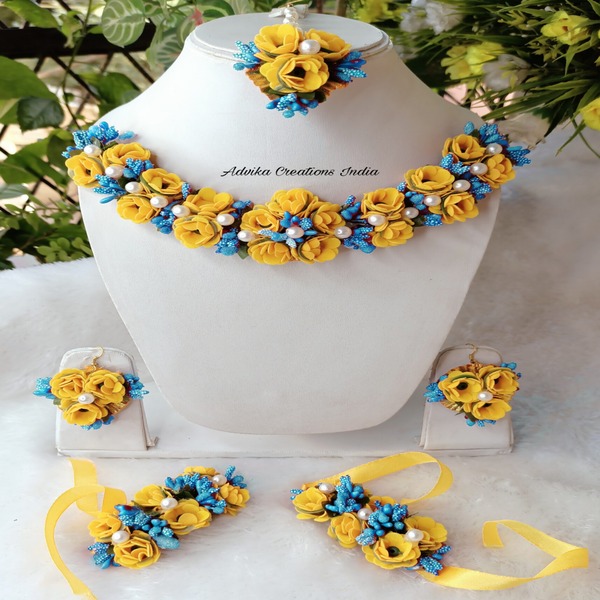 Beautiful Multicolored Floral Jewellery set