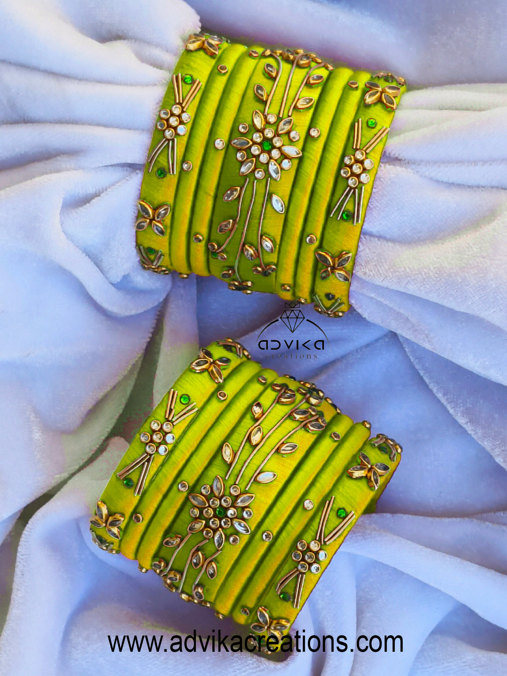 Zardozi Flower Bangle Set Parrot green
