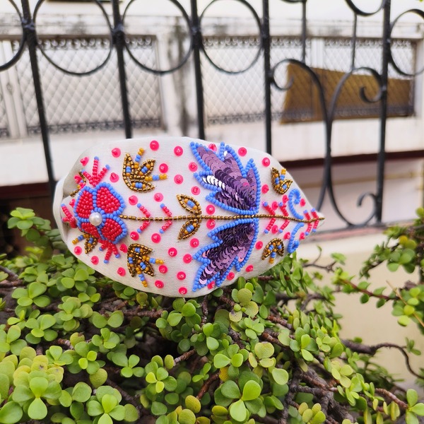 Beaded fantastic Hair accessory for women and girls