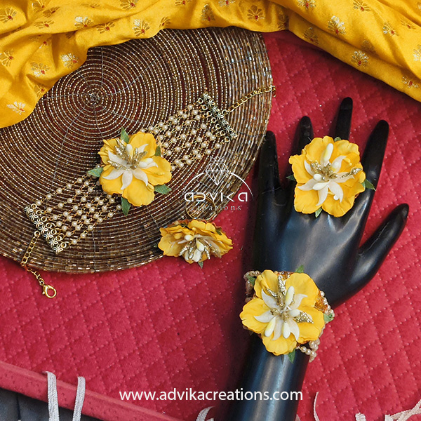 Yellow Flower Wristband with 2 Finger Rings