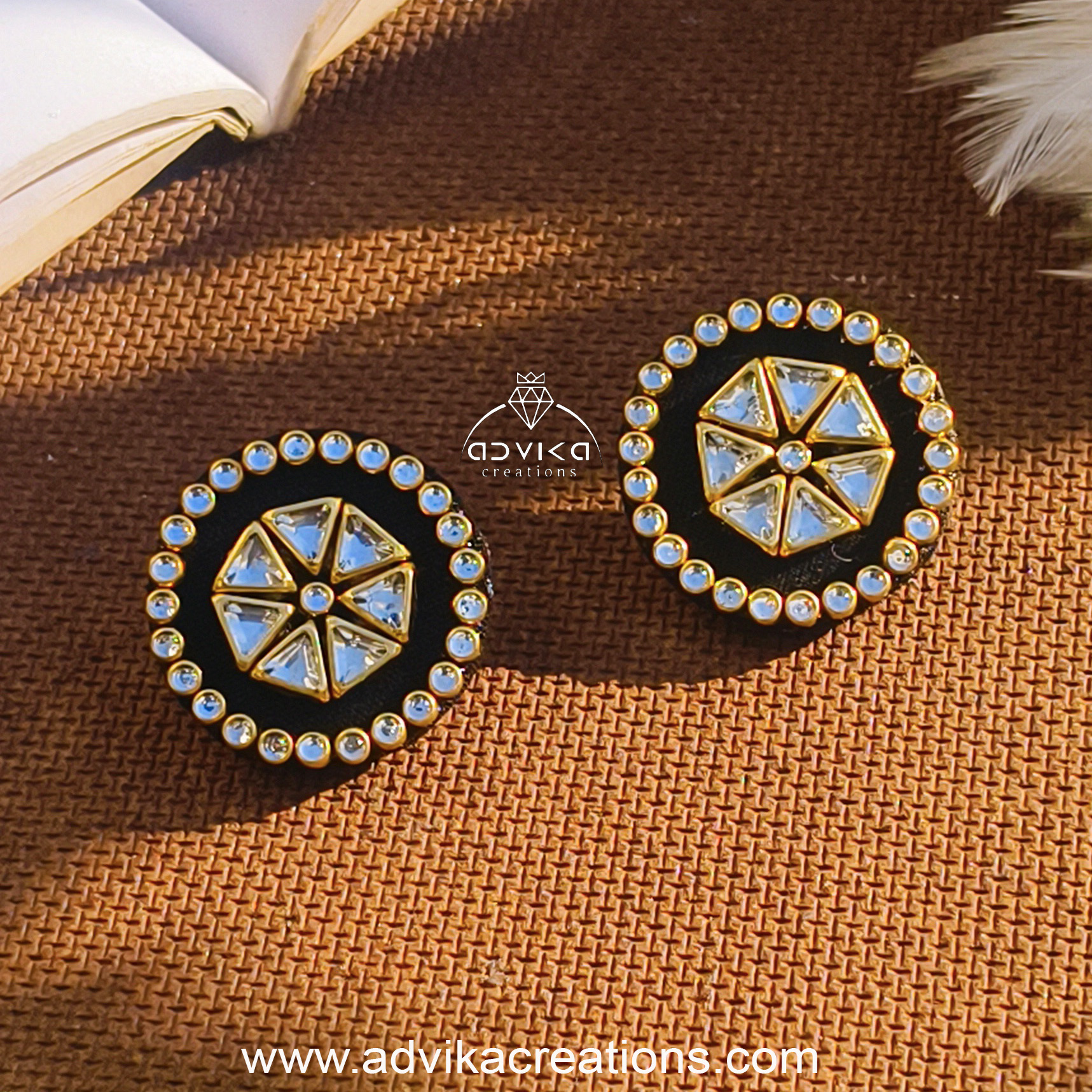 Circle Shape Fabric Earrings 01