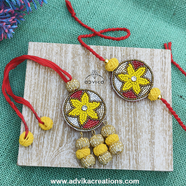Flower Patch Bhaiya-Bhabhi Rakhi