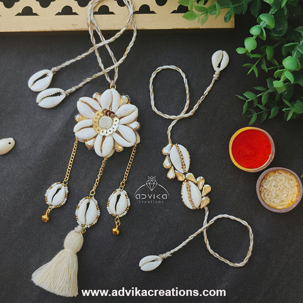 Kaudi Flower couple rakhi set