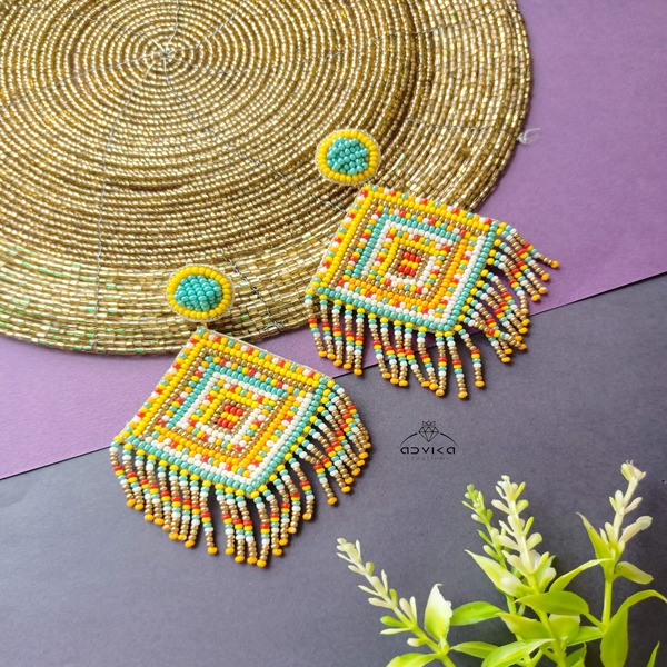 Glamorous Multi color Earring