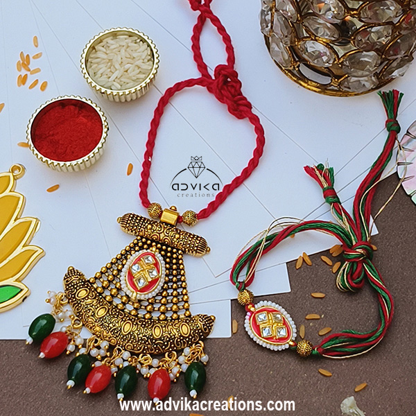 Elegant Bhaiya Bhabhi Rakhi Set