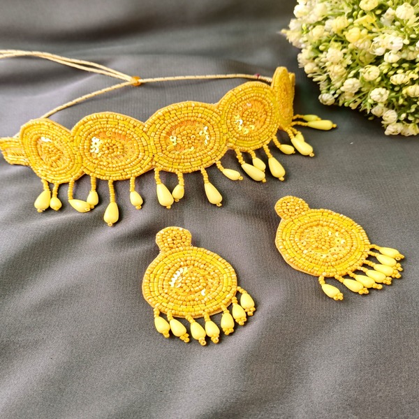 Beaded Nacklace Set